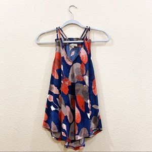 Lavish Size M v-neck blouse